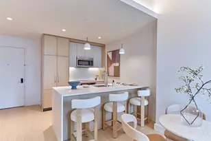 33 Westchester Pl, New Rochelle, NY 10801 - Photo 2