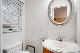 7 Russell Rd, Hampton Bays, NY 11946 - Photo 4