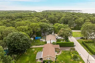 7 Russell Rd, Hampton Bays, NY 11946 - Photo 14