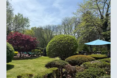 8 Lisa Drive, Dix Hills, NY 11746 - Photo 6