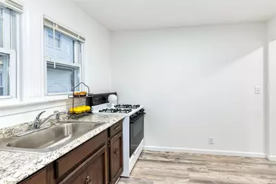 15 Jefferson Avenue, Bellmore, NY 11710 - Photo 18