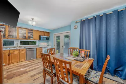 322 N Dunton Avenue, Patchogue, NY 11772 - Photo 16