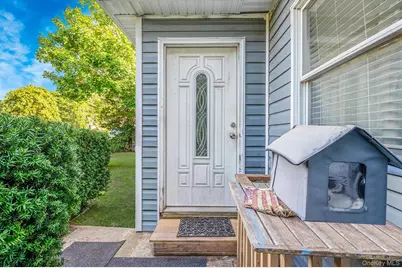 322 N Dunton Avenue, Patchogue, NY 11772 - Photo 4