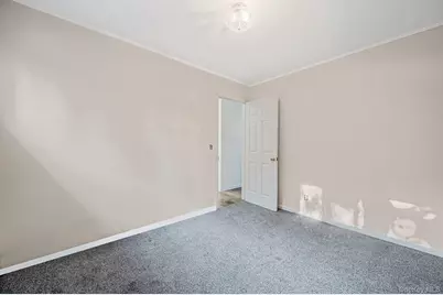 322 N Dunton Avenue, Patchogue, NY 11772 - Photo 14