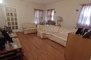 111-76 180th St, Addisleigh Park, NY 11433 - Photo 2