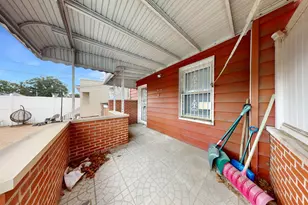 1491 E 32nd St, Brooklyn, NY 11234 - Photo 18