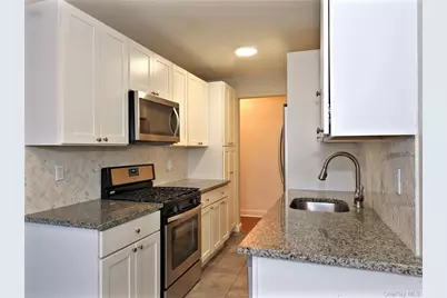 604 Tompkins Avenue #C1, Mamaroneck, NY 10543 - Photo 4
