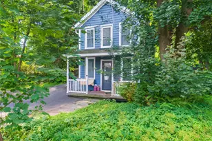 23 Union St, Pawling, NY 12564 - Photo 2