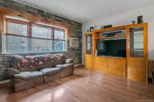 1103 Stadium Ave, Bronx, NY 10465 - Photo 14