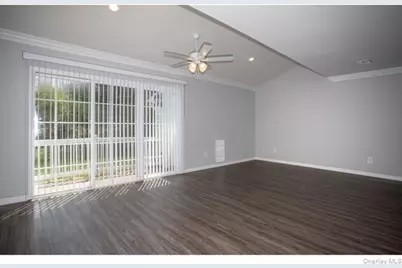 56 Overlook Drive #56, Farmingville, NY 11738 - Photo 4