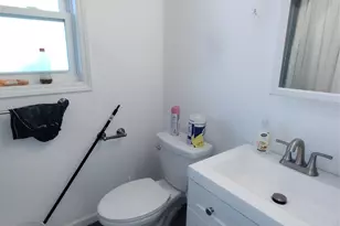 2167A Great Neck Rd, Copiague, NY 11726 - Photo 14