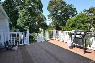 115 Arlington Rd, Ronkonkoma, NY 11779 - Photo 2