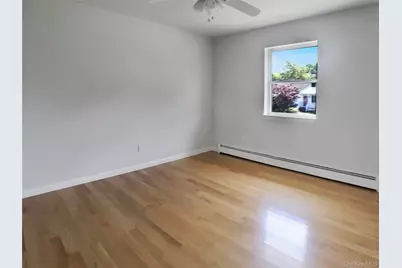 79 Meadow Court, Brookhaven, NY 11949 - Photo 16