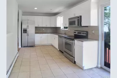 79 Meadow Court, Brookhaven, NY 11949 - Photo 6