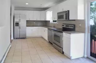 79 Meadow Ct, Brookhaven, NY 11949 - Photo 6