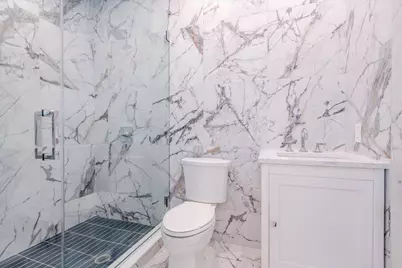 34 Woodland Place, Great Neck, NY 11021 - Photo 32