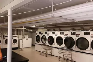 60-19 Marathon Pkwy, Little Neck, NY 11362 - Photo 16