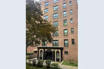 8385 Woodhaven Boulevard #3R, Woodhaven, NY 11421 - Photo 1