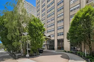 102-30 66th Rd, Forest Hills, NY 11375 - Photo 24