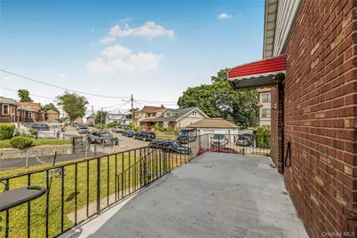 70 Cowles Avenue, Yonkers, NY 10704 - Photo 24