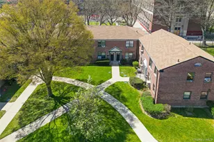 196-32 69th Ave, Fresh Meadows, NY 11365 - Photo 16