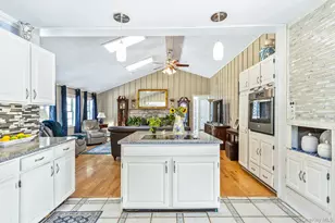 43 Fox Ln, Shoreham, NY 11786 - Photo 20