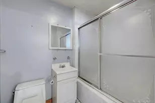 74 Aster Pl, Bronx, NY 10465 - Photo 18