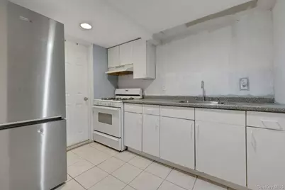 74 Aster Place #74, Bronx, NY 10465 - Photo 22