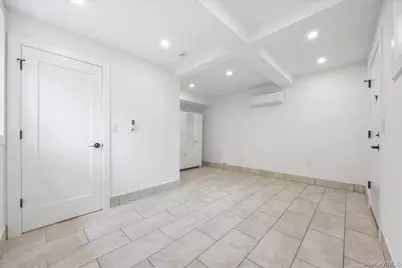 2740 Sexton Place, Bronx, NY 10469 - Photo 20