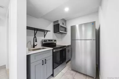 2740 Sexton Place, Bronx, NY 10469 - Photo 26