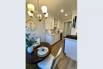 28 Williams Boulevard #28-1H, Lake Grove, NY 11755 - Photo 16