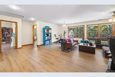 8 Oak Drive, New Windsor, NY 12553 - Photo 22