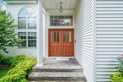 7 Sara Court, Nesconset, NY 11767 - Photo 4