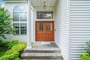 7 Sara Ct, Nesconset, NY 11767 - Photo 4