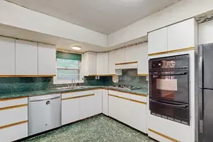 30 Paul Ct, Pearl River, NY 10965 - Photo 12