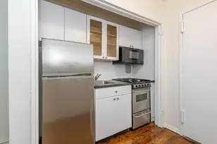 1420 York Ave, New York, NY 10021 - Photo 2