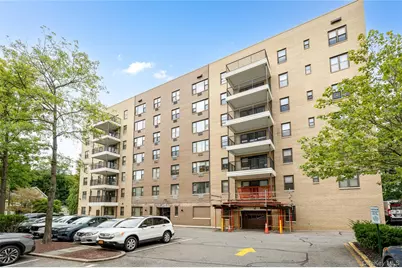 25 Stewart Place #514, Mount Kisco, NY 10549 - Photo 32