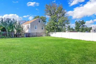 74 Delaware Road, Yonkers, NY 10710 - Photo 18