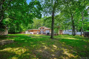 10 Hunter Ave, Miller Place, NY 11764 - Photo 40