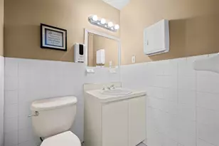 10 Hunter Ave, Miller Place, NY 11764 - Photo 16