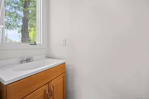 10 Hunter Ave, Miller Place, NY 11764 - Photo 26
