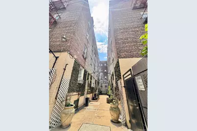 98-15 34th Ave, Corona, NY 11368 - Photo 30