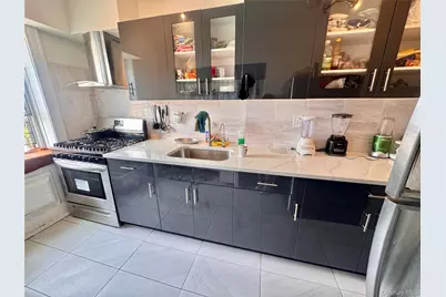 98-15 34th Ave, Corona, NY 11368 - Photo 10