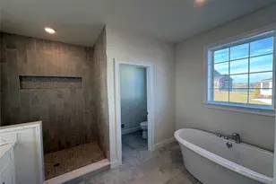 38 Dartmouth Dr, Poughkeepsie, NY 12603 - Photo 8