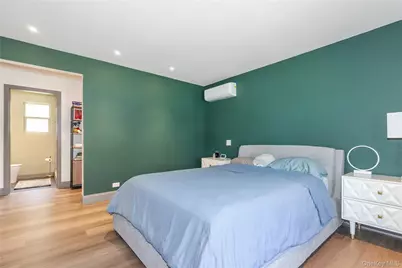 65 Oak Ridge Lane, Albertson, NY 11507 - Photo 12