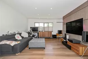 65 Oak Ridge Ln, Albertson, NY 11507 - Photo 4