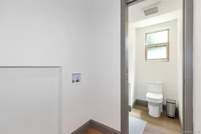 65 Oak Ridge Lane, Albertson, NY 11507 - Photo 10