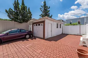 78-44 86th St, Glendale, NY 11385 - Photo 10