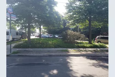 5-05 College Point Blvd, College Point, NY  - Photo 4