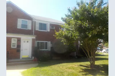 70-50 260th Street #H-2, Glen Oaks, NY 11004 - Photo 2